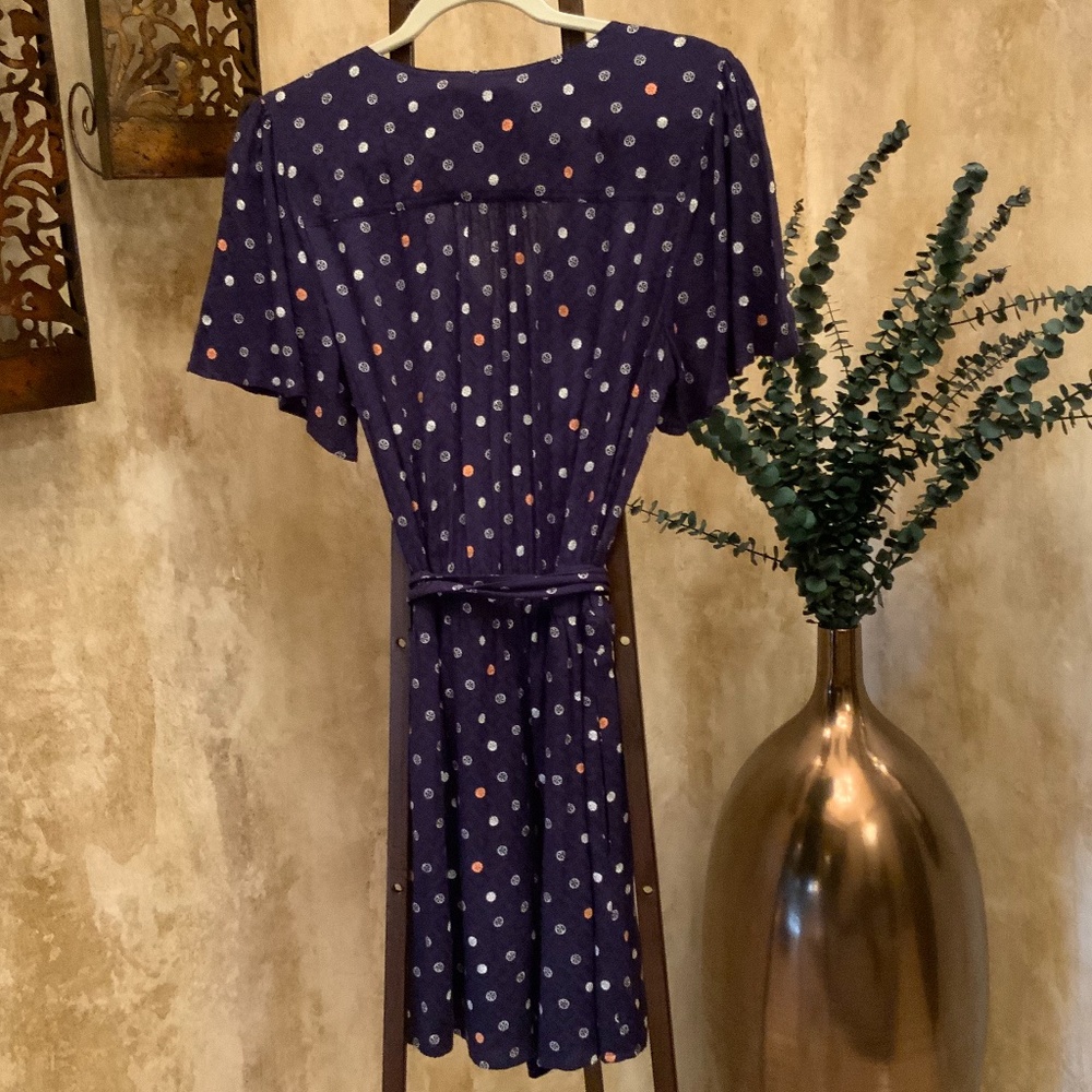 Anthropologie (ett:twa Brand) Navy Rayon Romper. Wht/Peach Floral Print.  Size M - Picture 4 of 7
